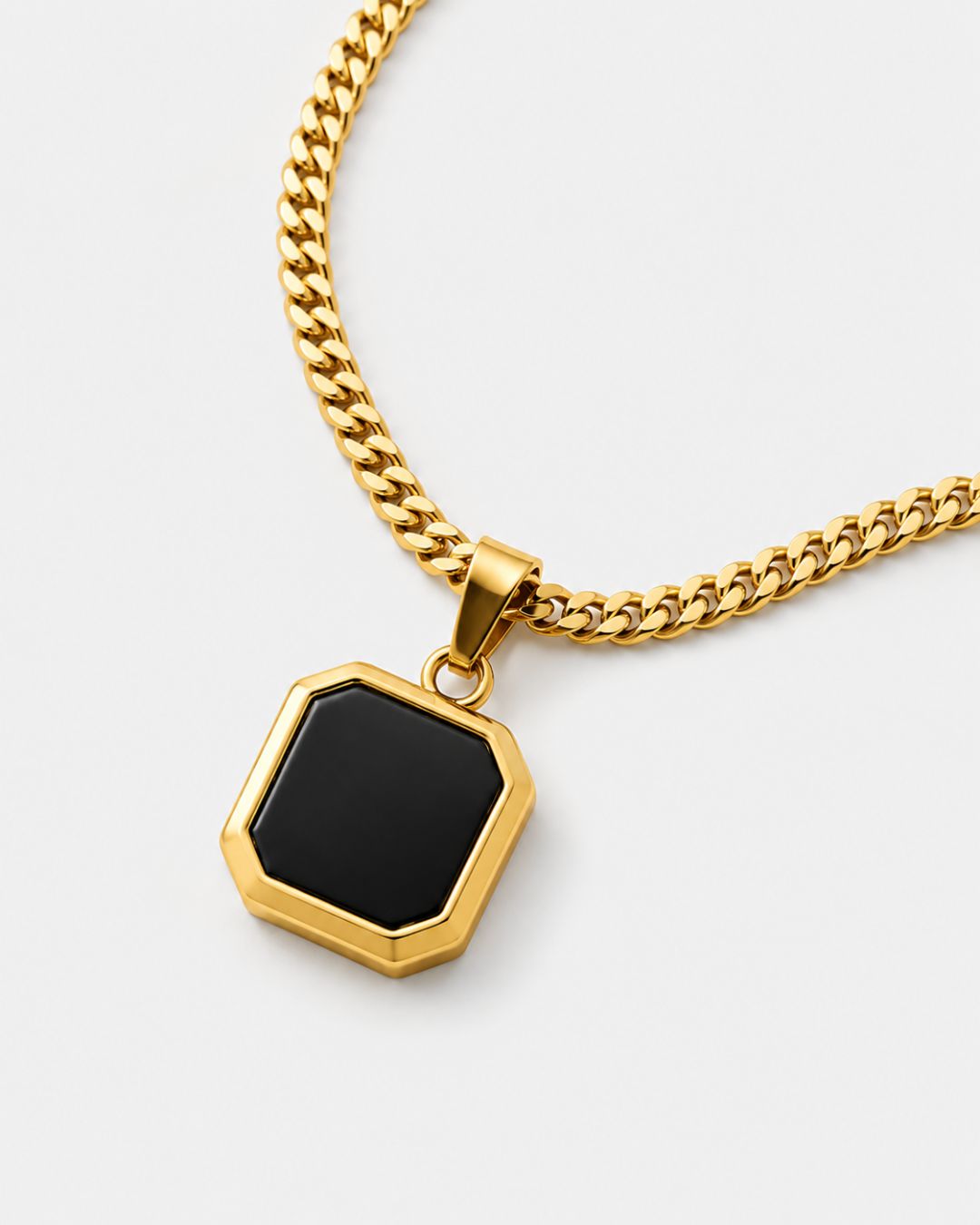 Black Onyx Pendant Necklace | Gold 3