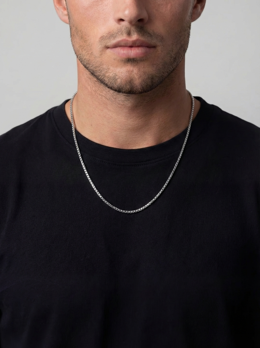 Box Necklace | Platinum 2