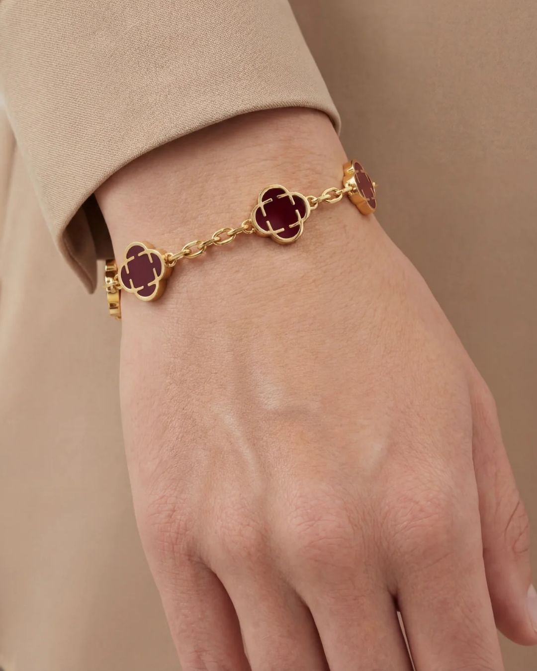 Charm Bracelet Burgundy I Gold 2