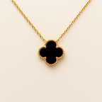 The Clover Necklace 7