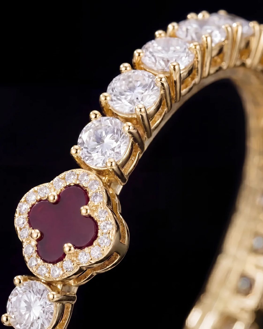 Clover Bracelet | Burgundy Gold 4