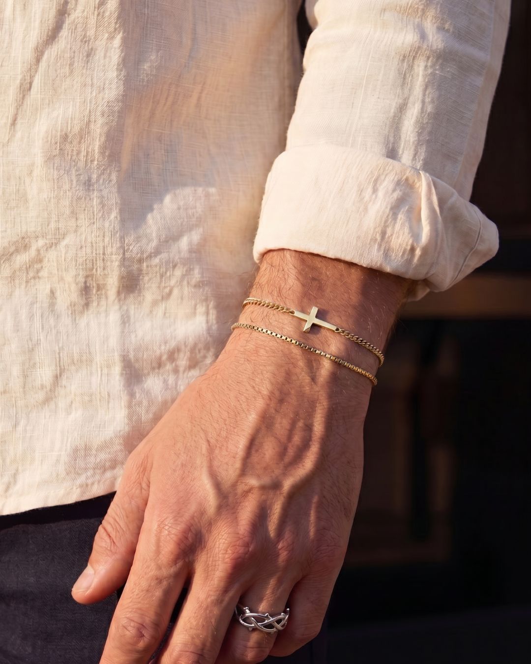 Cross Bracelet | Gold 2