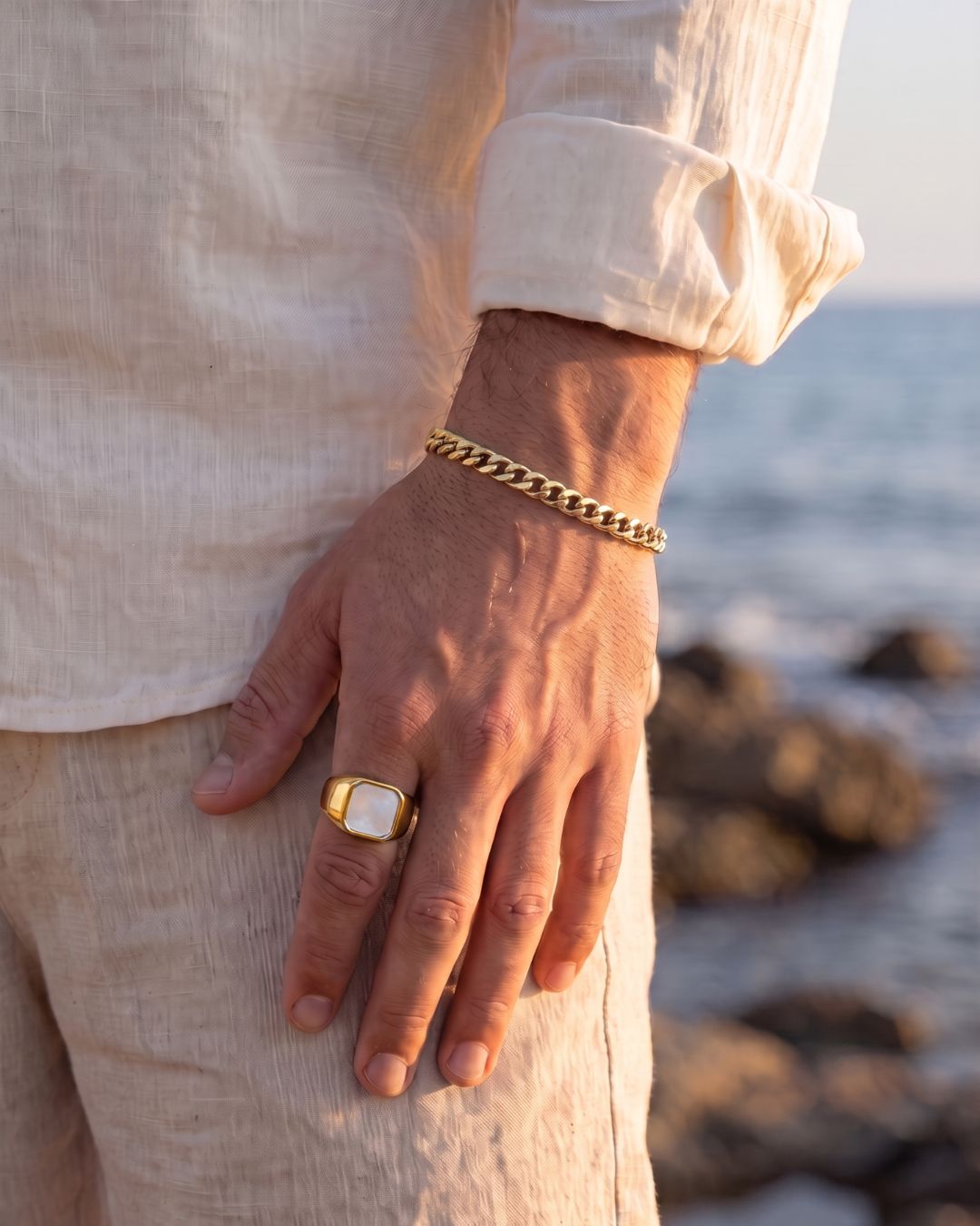Cuban Chain Bracelet | 14K Gold 2