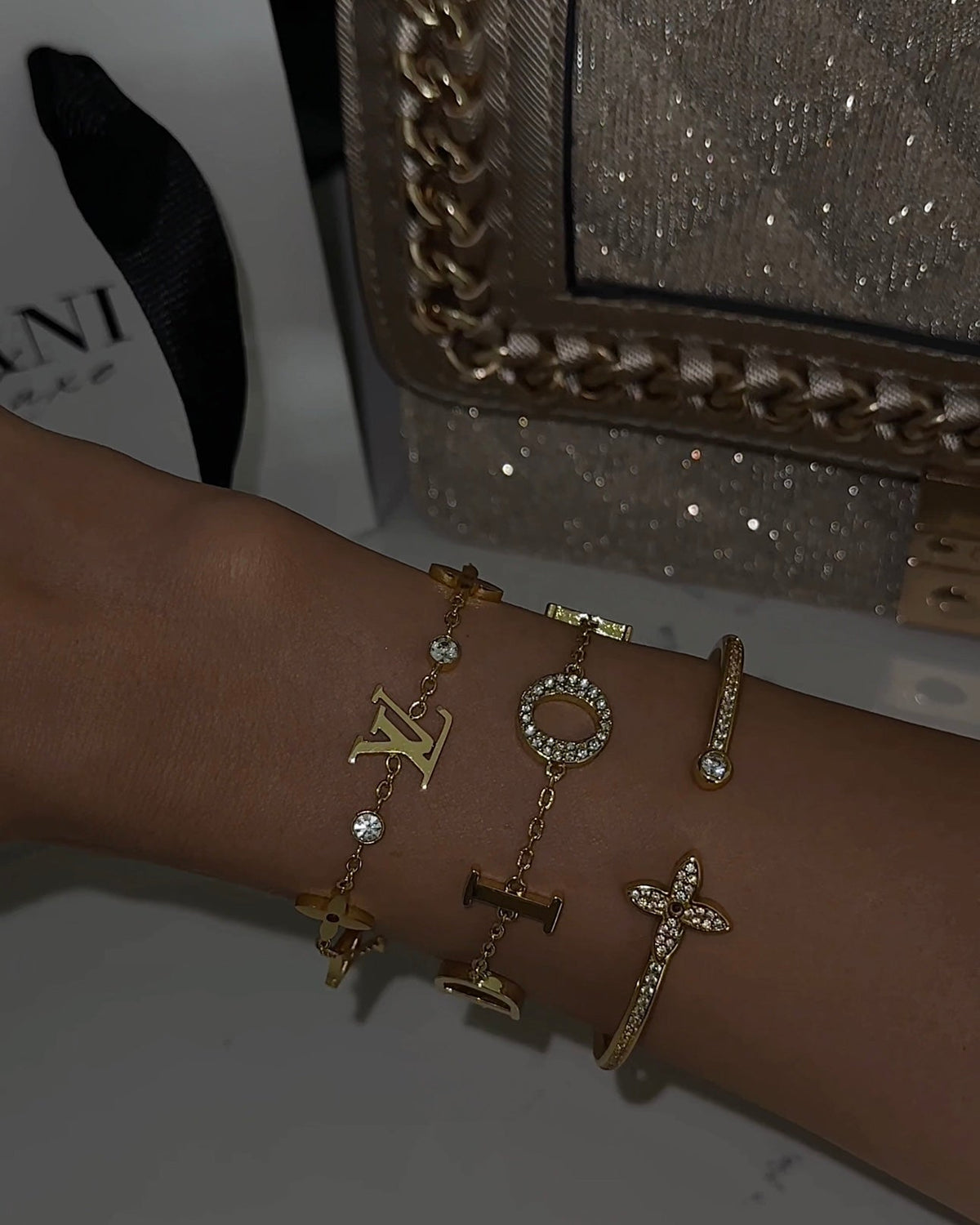 CD Elegant Bracelet 2