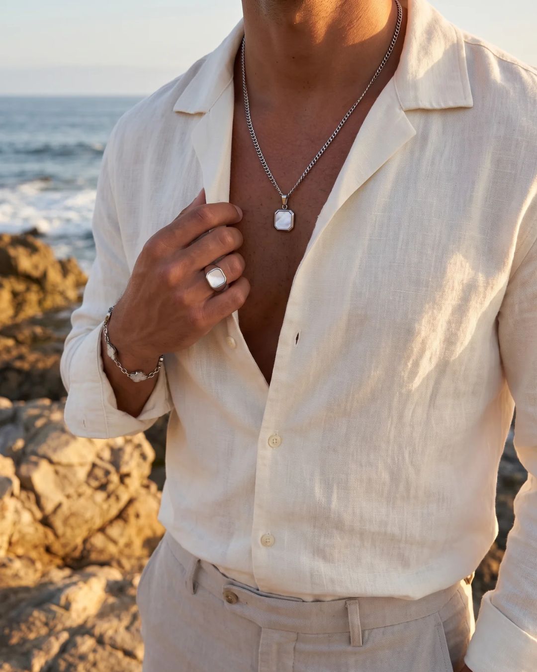 Mother of Pearl Pendant Necklace | Silver 4