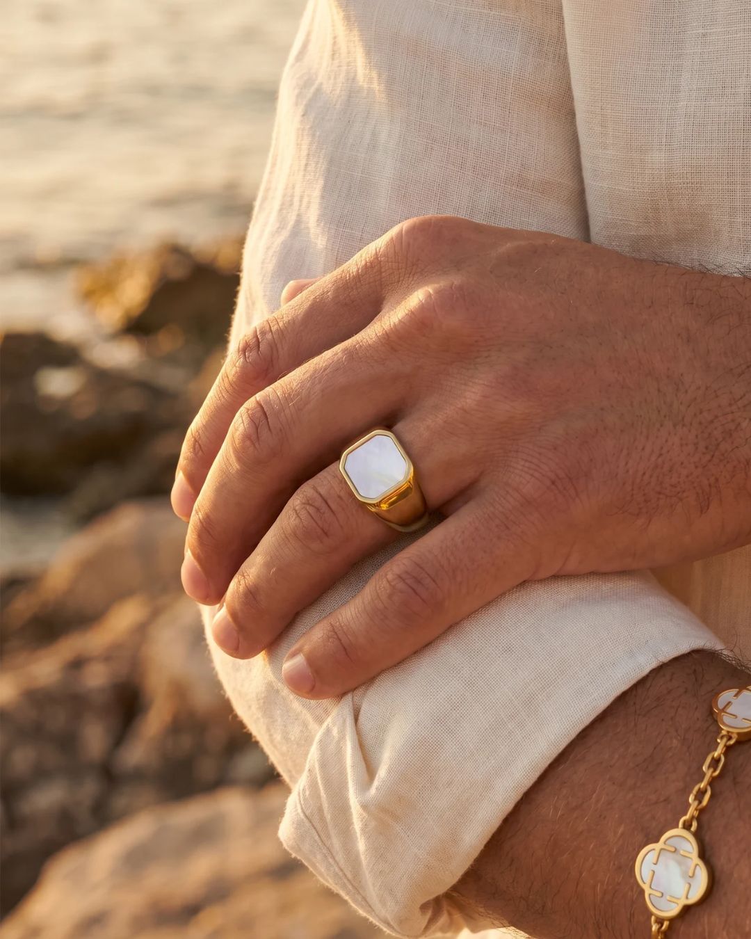 Mother of Pearl Signet Ring | Gold 2
