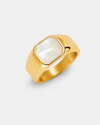 Mother of Pearl Signet Ring | Gold 5