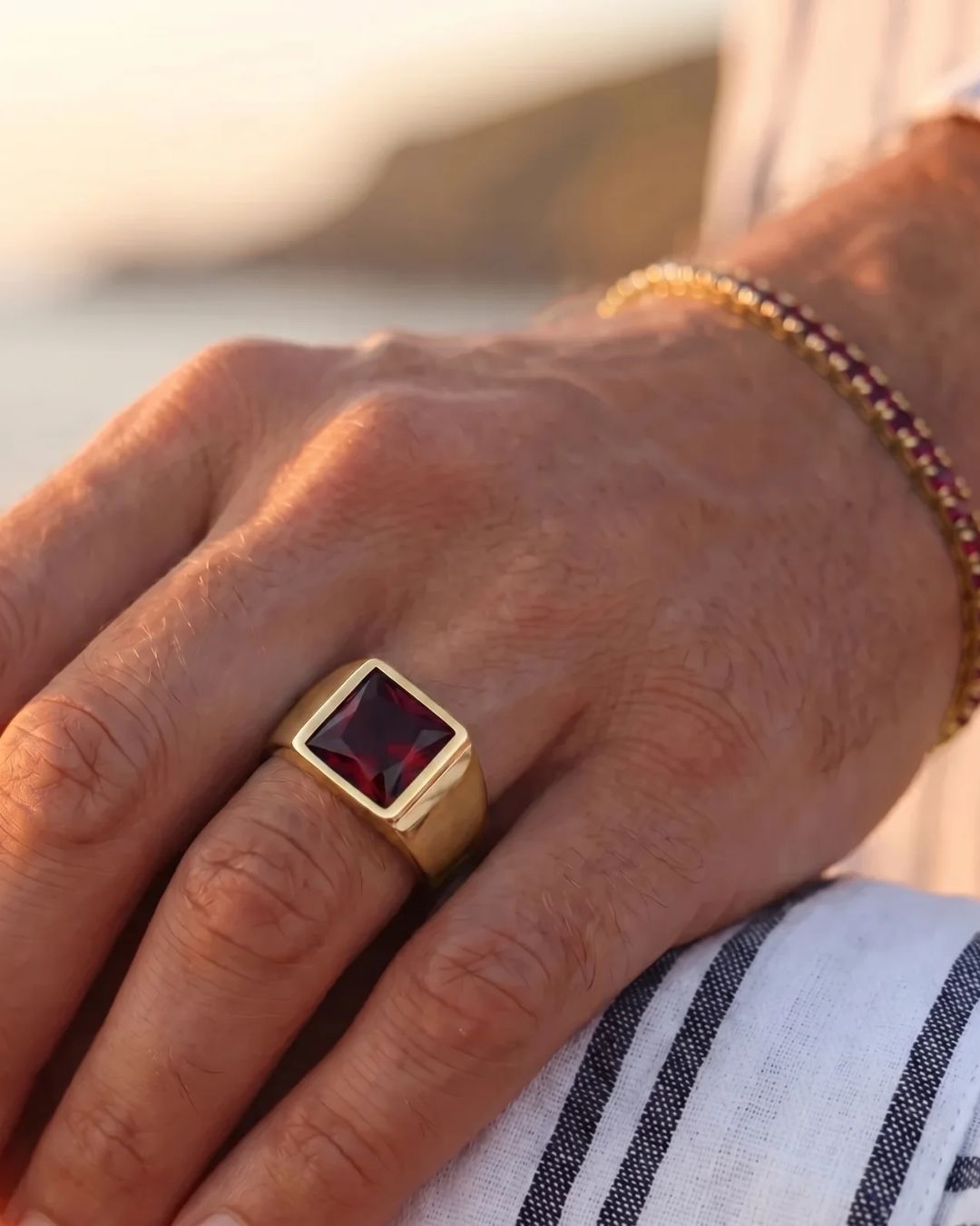Ruby Ring | Gold 4
