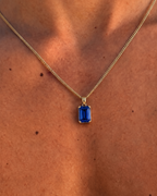 Sapphire Pendant Necklace | 2 Carat 18K Gold 6