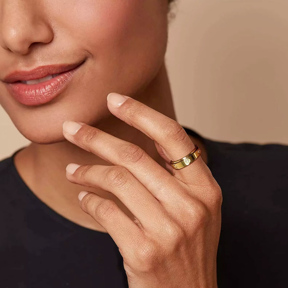 Livia Spinner Ring 2