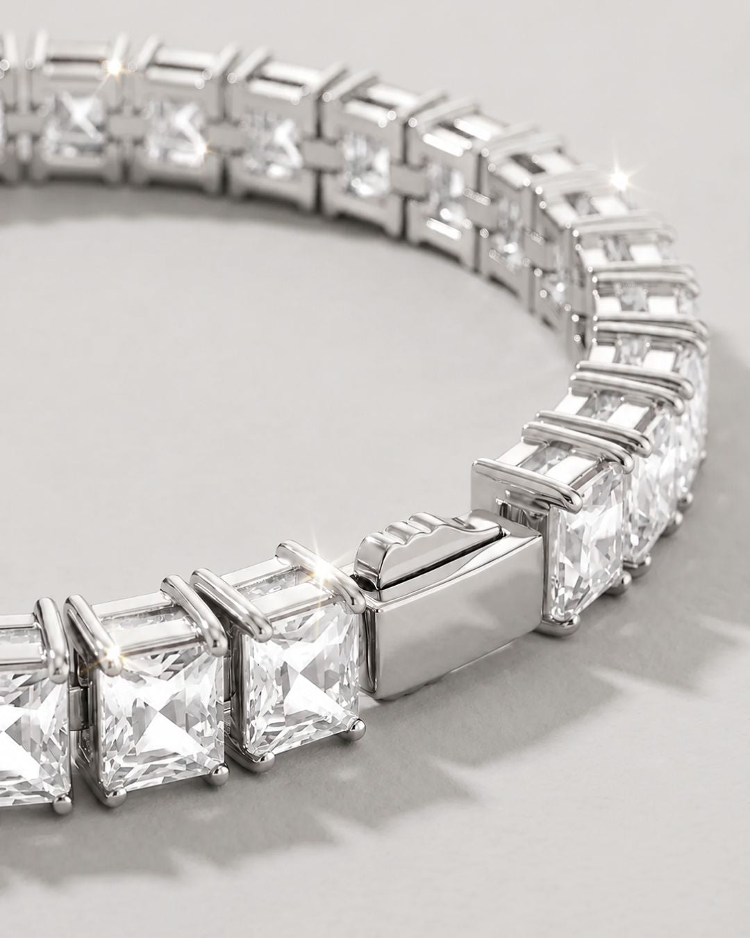 Square Tennis Bracelet 5mm | Quartz Silver 3