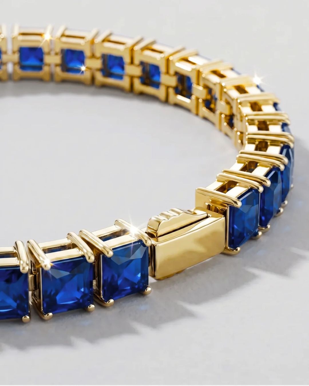 Square Tennis Bracelet 5mm | Sapphire Blue 18K Gold 6