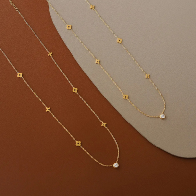 Carrie Clover Necklace 5