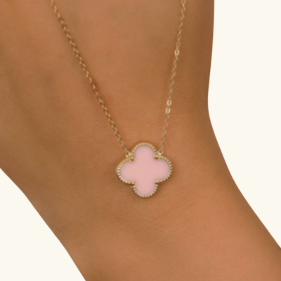 The Clover Necklace 16