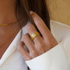 Bold Ring 11