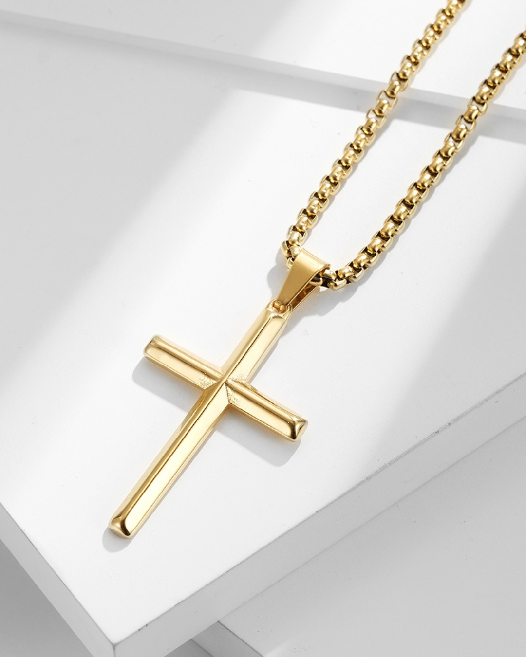 Christian Cross Necklace | Gold 3