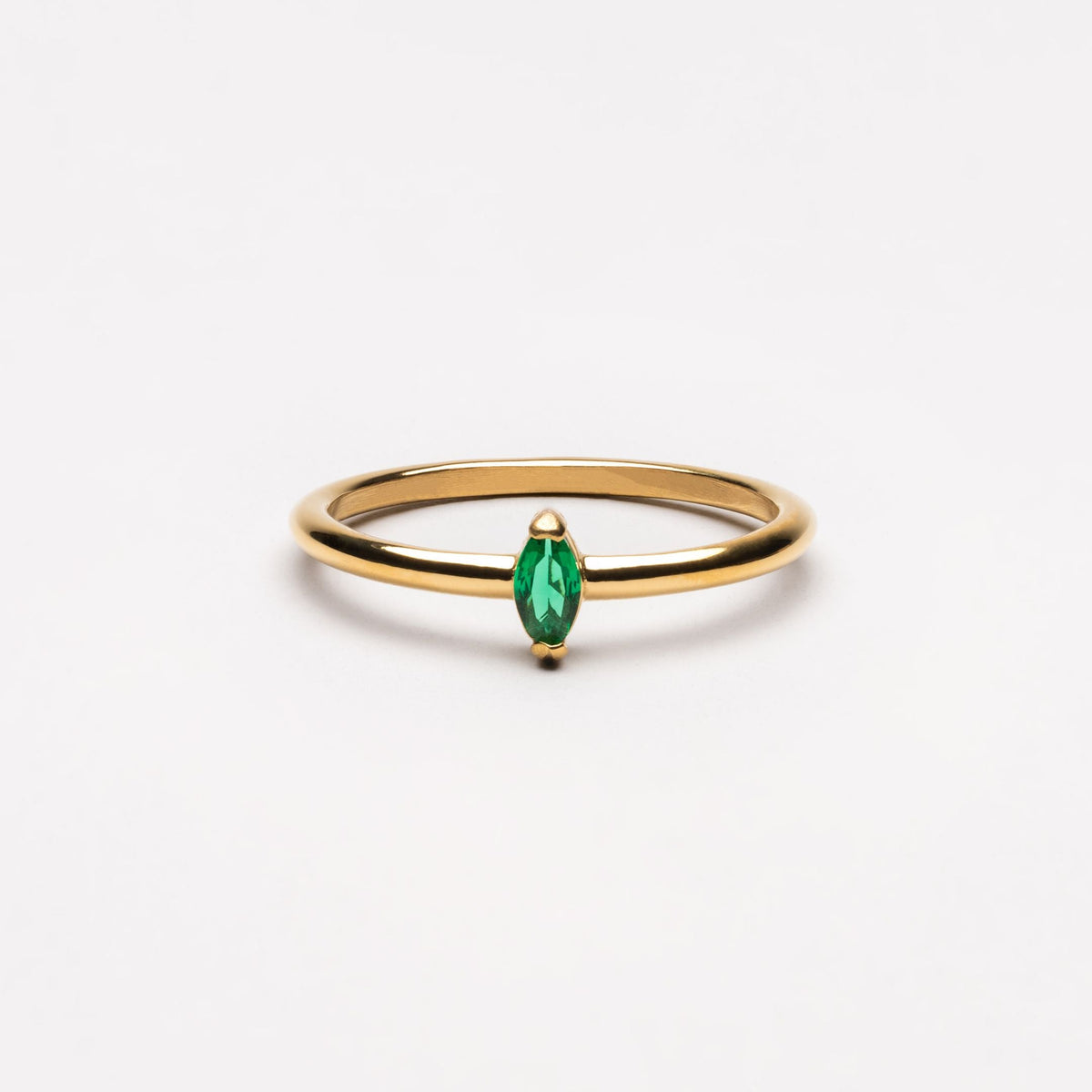Dainty Emerald Ring 1