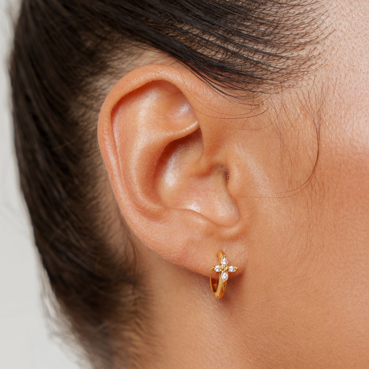 Daisy Hoops Earrings 1