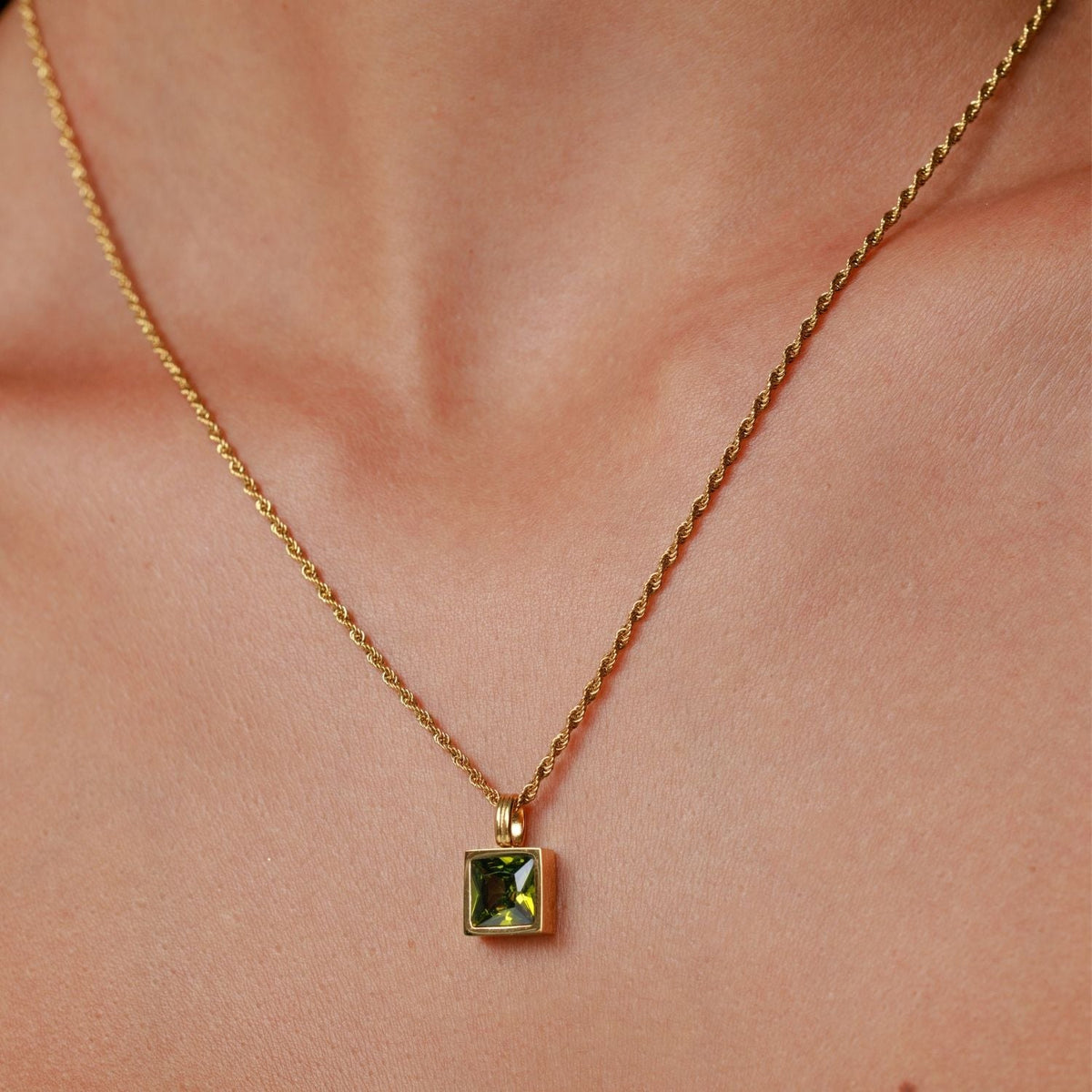 Verde Necklace 3