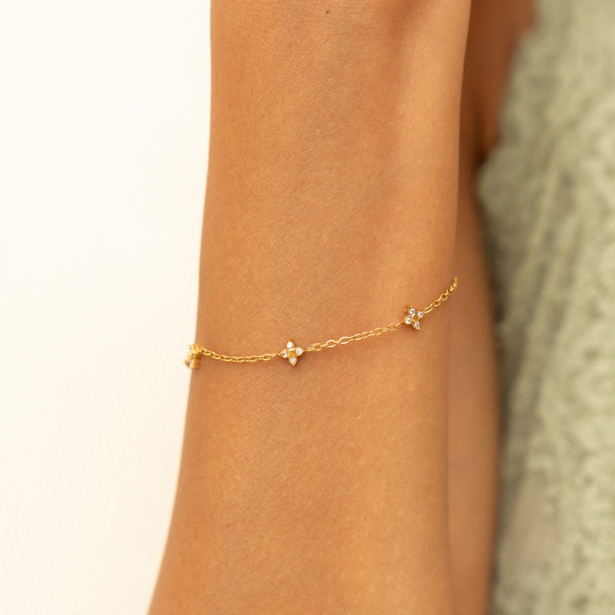 Quatrefoil Bracelet 1