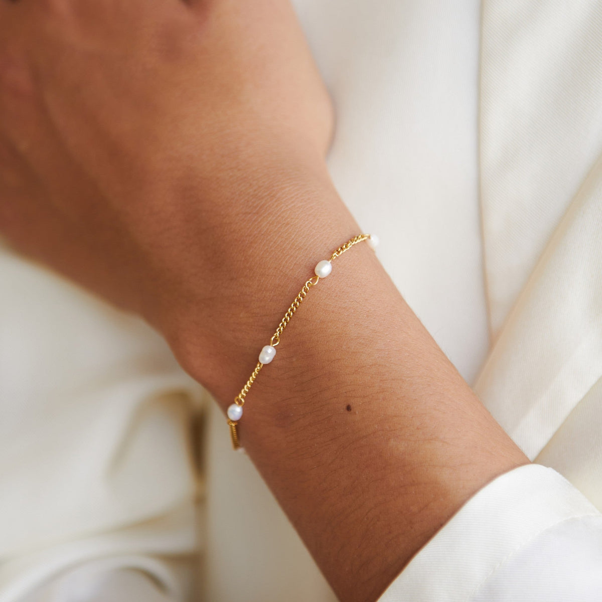 "Lovina" Freshwater Pearl Bracelet 3