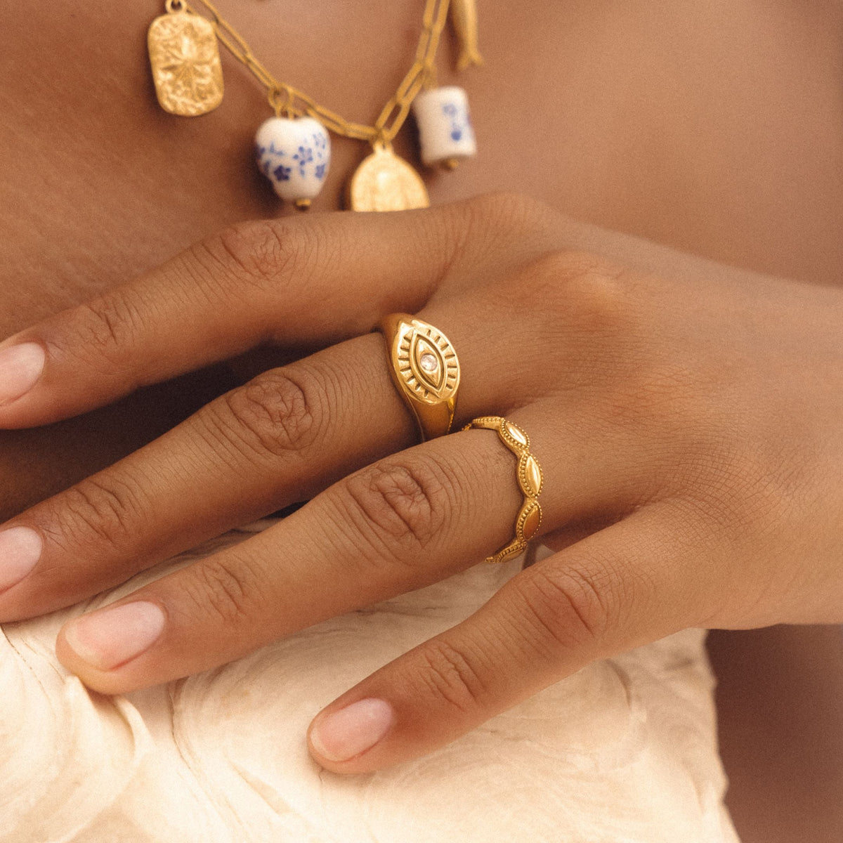 Aphrodite Ring 7