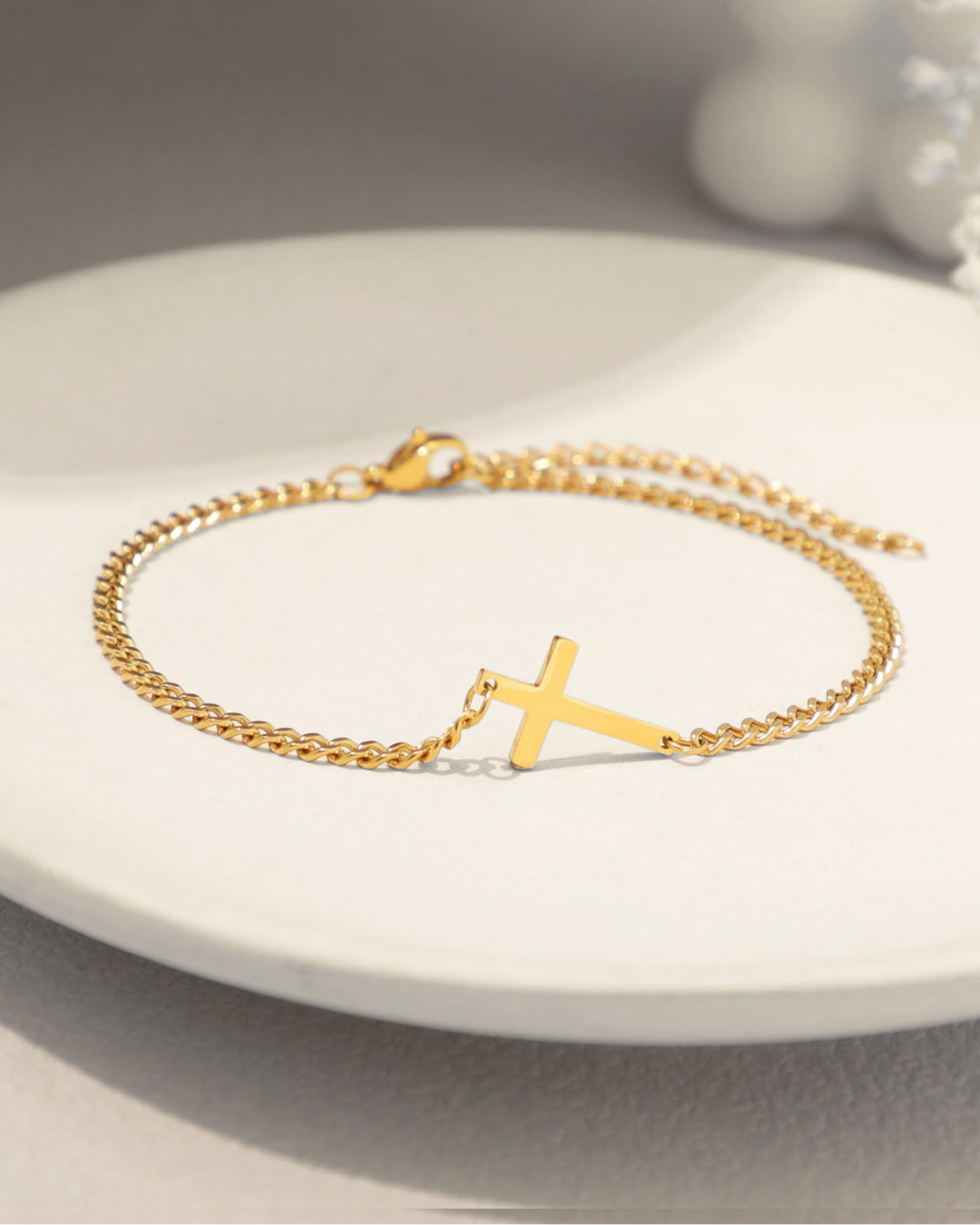 Eterna Cross Bracelet | 14K Gold 5