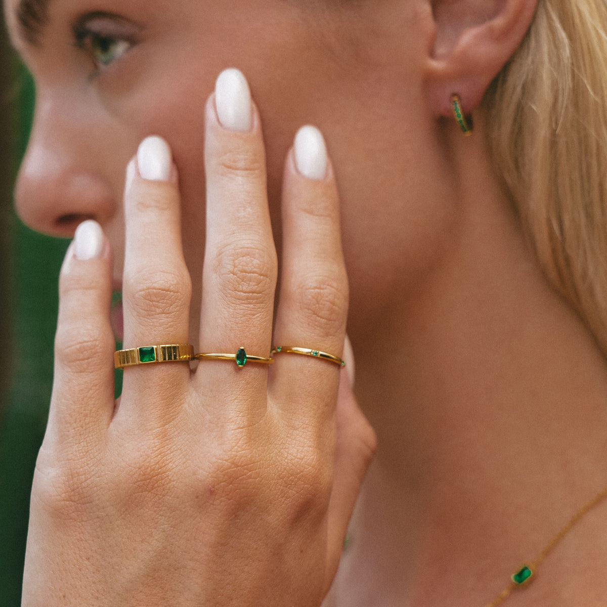 Dainty Emerald Ring 6