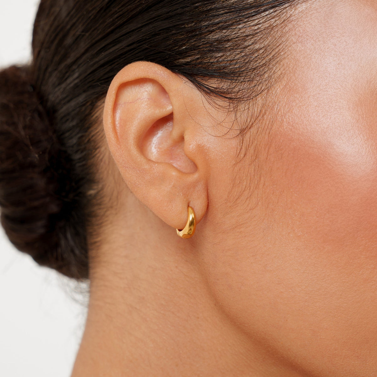 Iconic Bold Hoops 1