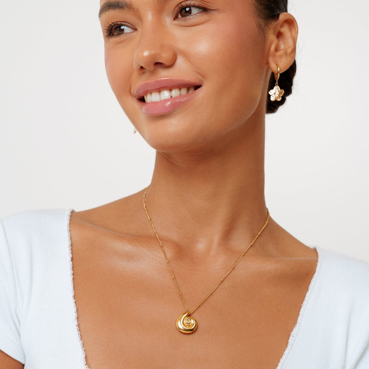 Shell Necklace 3
