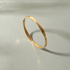 Wavy Bangle 8