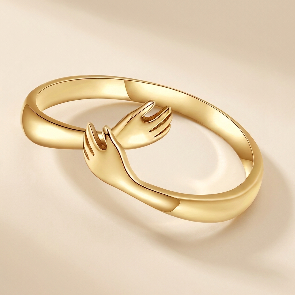 The Family Matching Set (2x Embrace Necklace + Gold Ring) 4