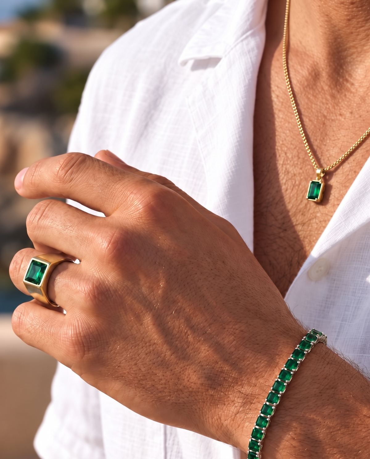 Emerald Pendant Necklace | 2 Carat 18K Gold 9