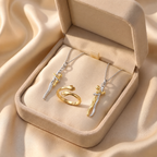 The Family Matching Set (2x Embrace Necklace + Gold Ring) 15