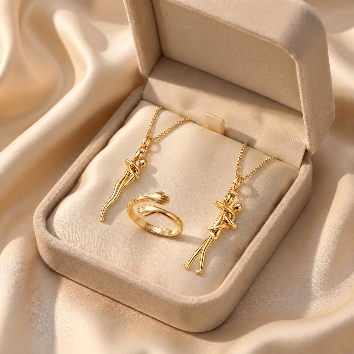 The Family Matching Set (2x Embrace Necklace + Gold Ring) 17