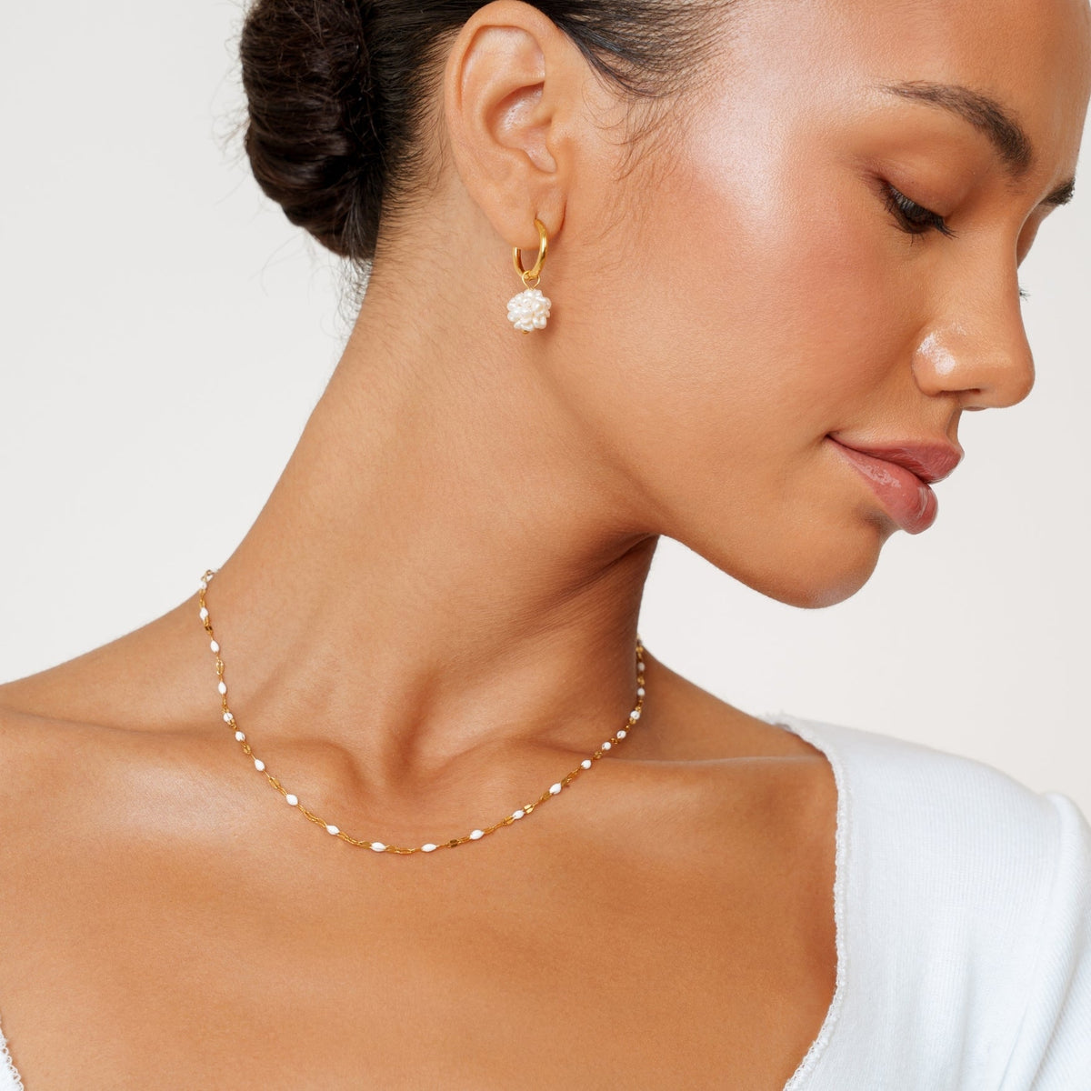 White Dainty Choker 4