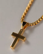 Minimal Cross Necklace | Gold 4