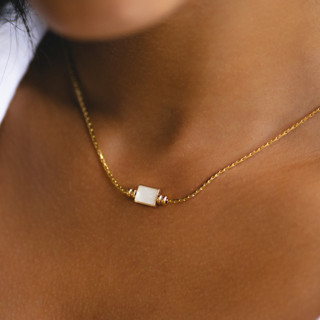 Lune Necklace 3