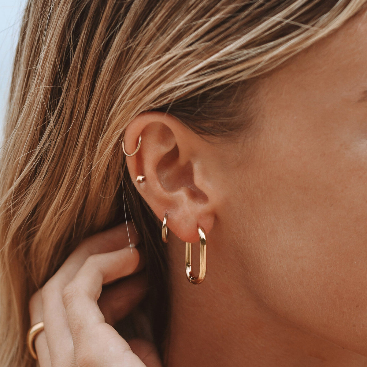 Oval Hoop Earrings 4