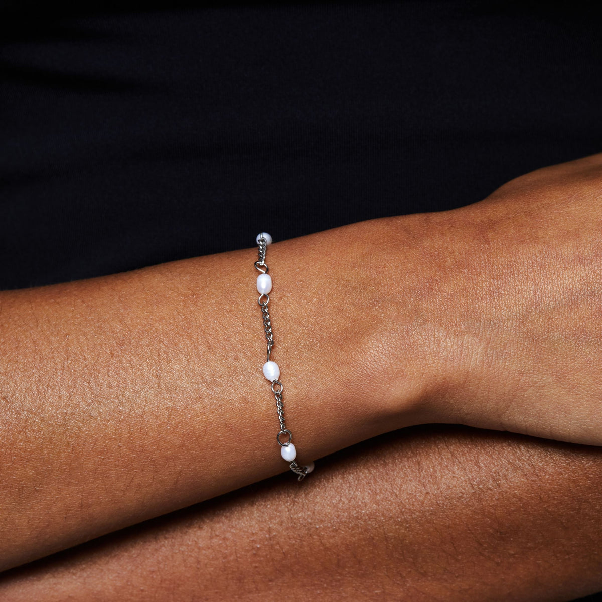"Lovina" Freshwater Pearl Bracelet 11