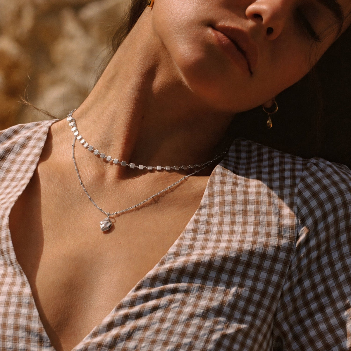 Ilios Choker 15