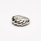 Croissant Ring 12