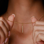 Sparkling Bar Necklace 2