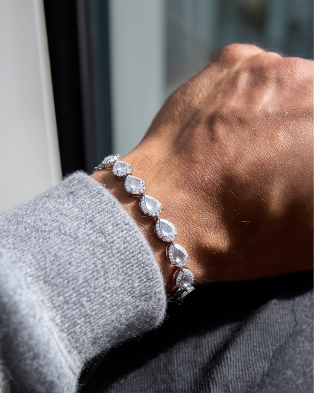 Teardrop Bracelet | Quartz 5