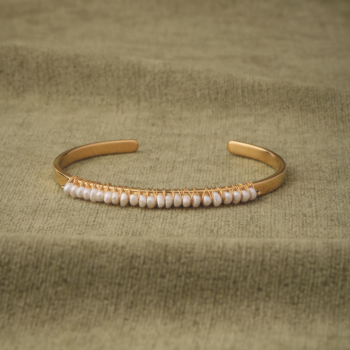 Pearly Cuff 8