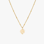 Tiny Pearls Necklace 2
