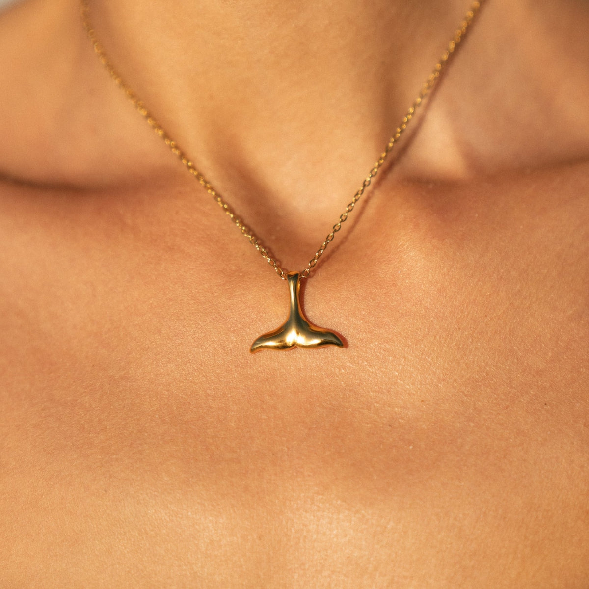 Whale Tail Necklace 2