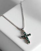 Zirconia Cross Necklace | Emerald green 4